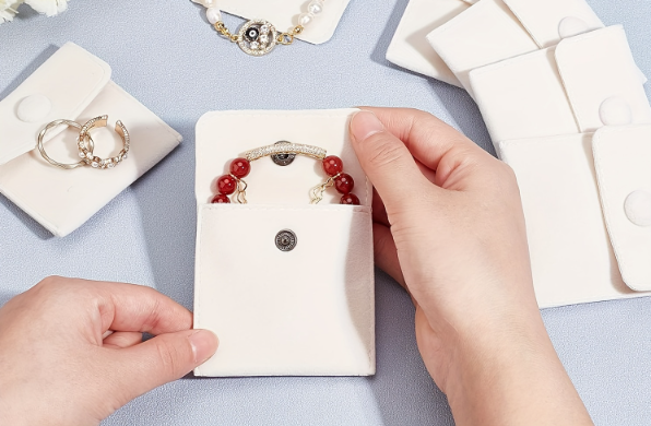 info-596-390 info-596-390